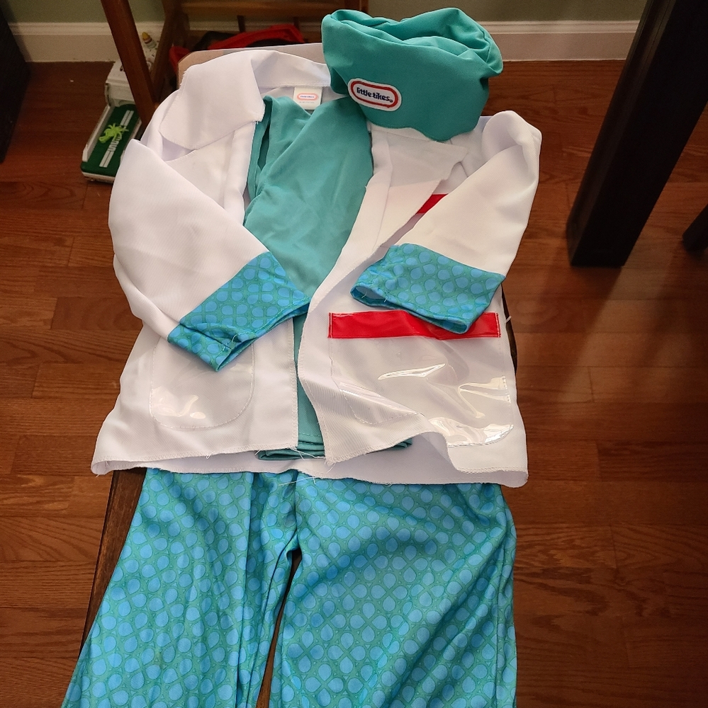 Little Tikes Doctor Costume